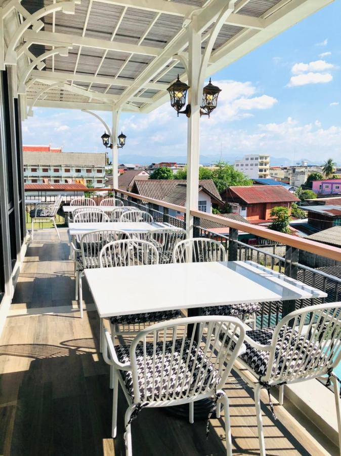 Huern Kan Thong Hotel Пхре Екстер'єр фото